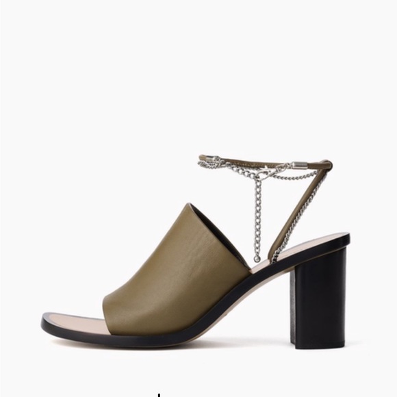 NWT rag & bone Nella High Light Olive (taupe) Size 7.5 (EU 37.5). 3.25” heel.